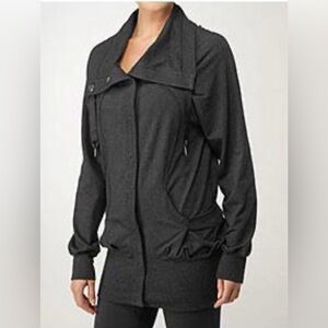 RARE: Lululemon Refresh Snap Up Grey Sweatshirt Jacket Size 8